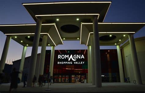 Tutti i negozi del centro commerciale Romagna Shopping Valley 